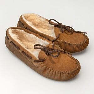 UGG Dakota Moccasin Slippers Unisex Big Kids Size 1 Chestnut Slip On Shearling